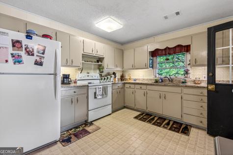 668 Cross Street Clayton GA 30525