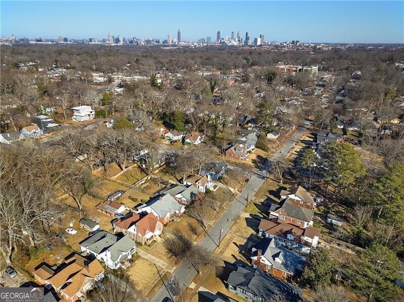1639 Stokes Avenue SW Atlanta GA 30310