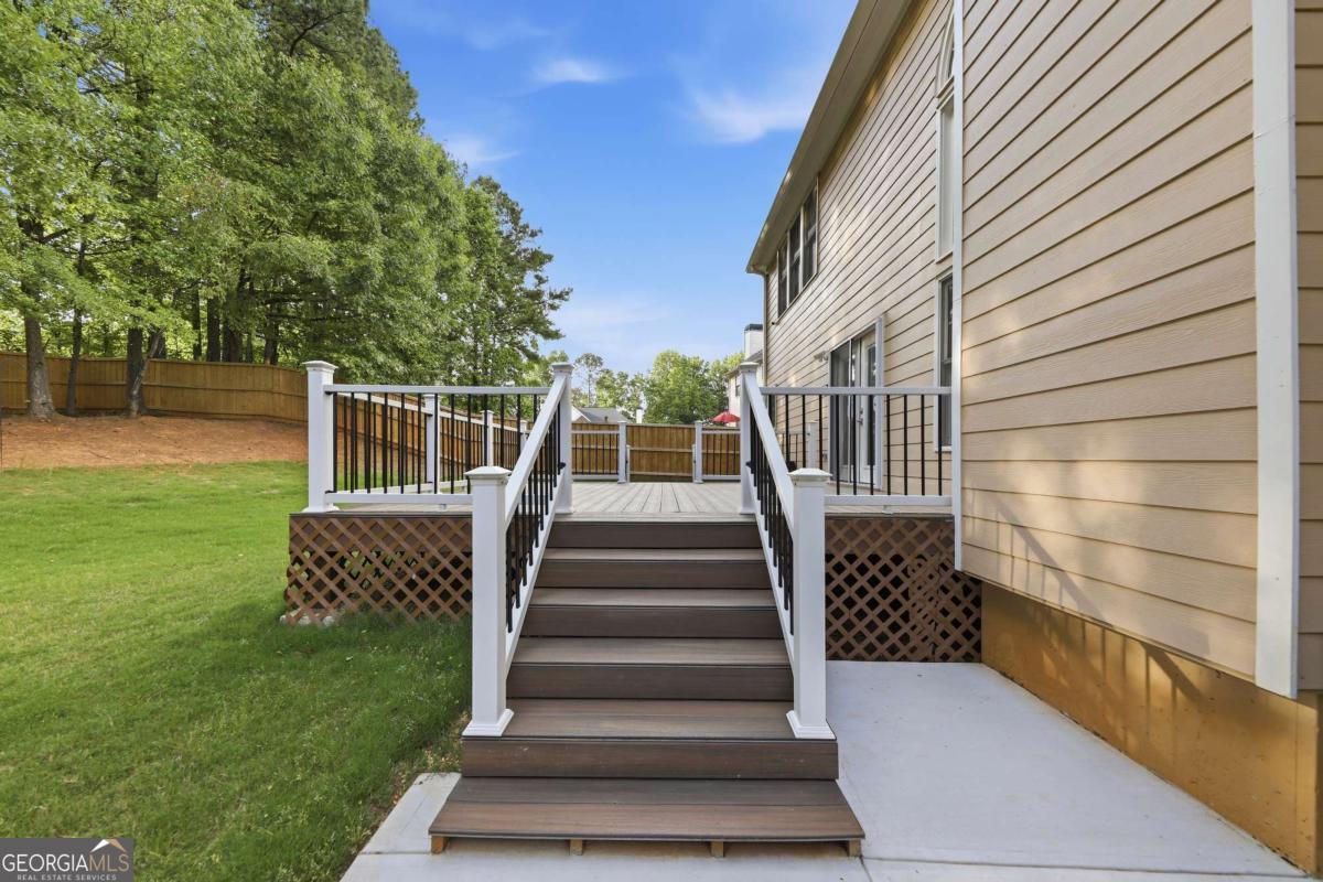 1203 Big Tree Pte Villa Rica GA 30180