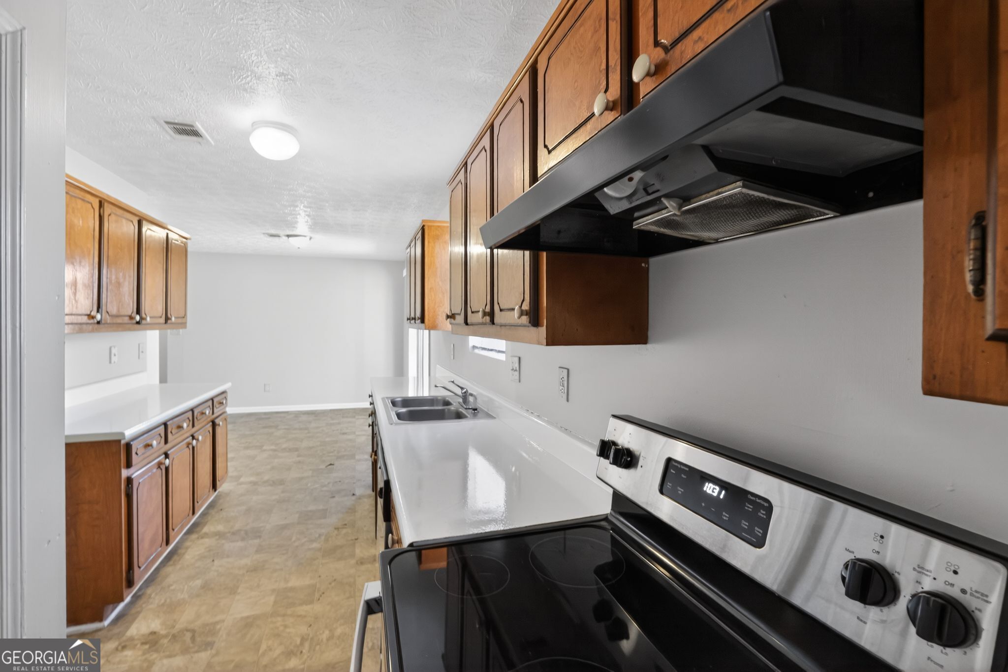 2820 Robinson Wood Drive Riverdale GA 30296