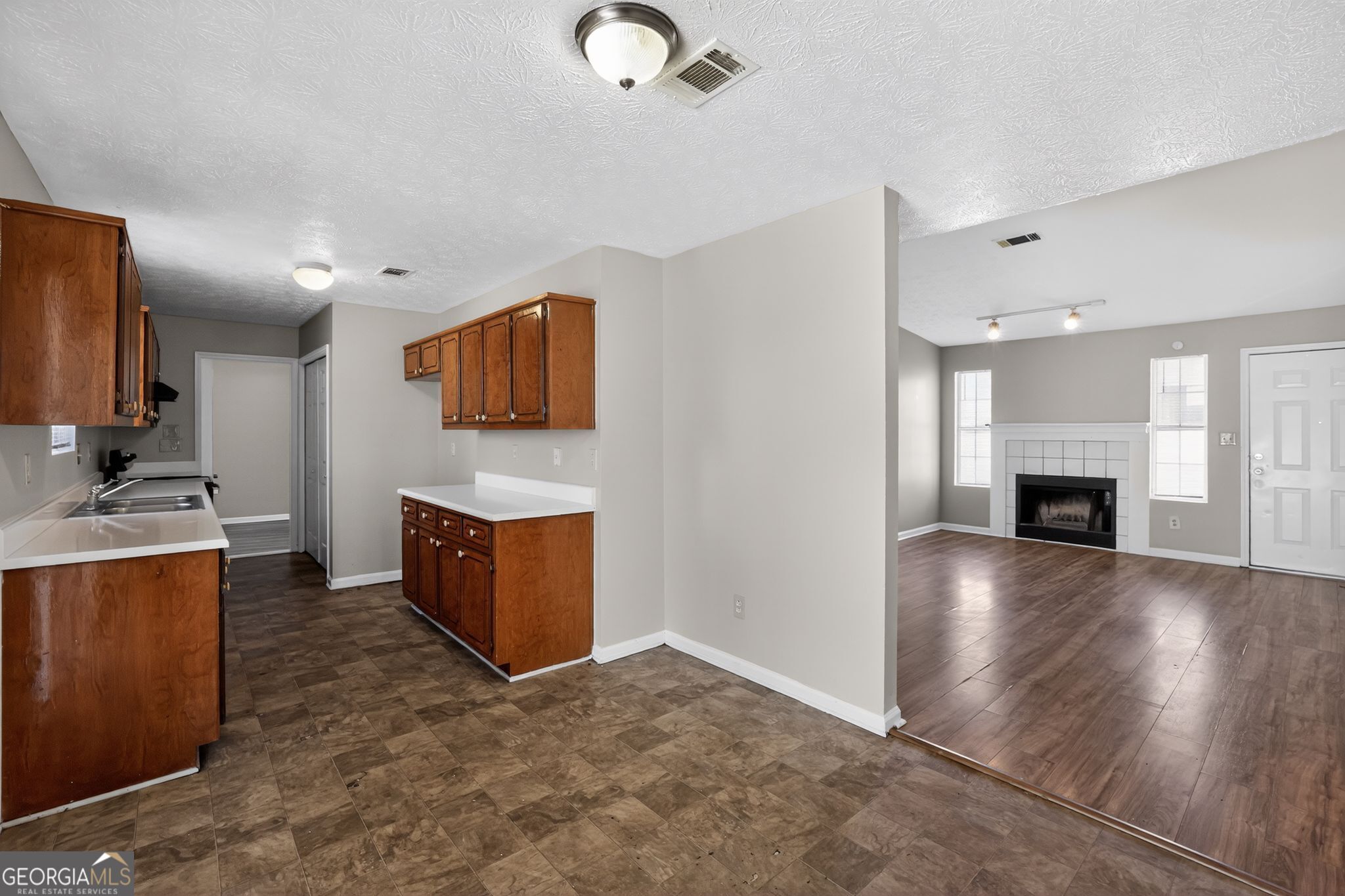 2820 Robinson Wood Drive Riverdale GA 30296