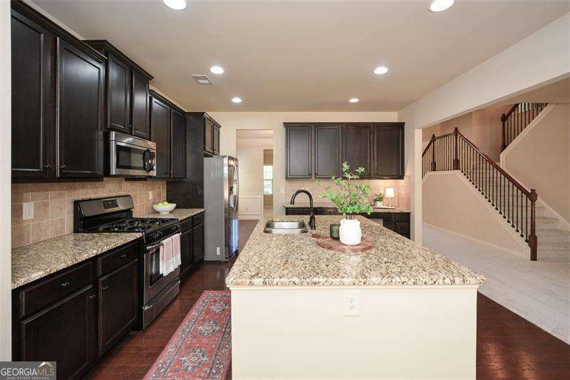 140 Cornerstone Circle Woodstock GA 30188