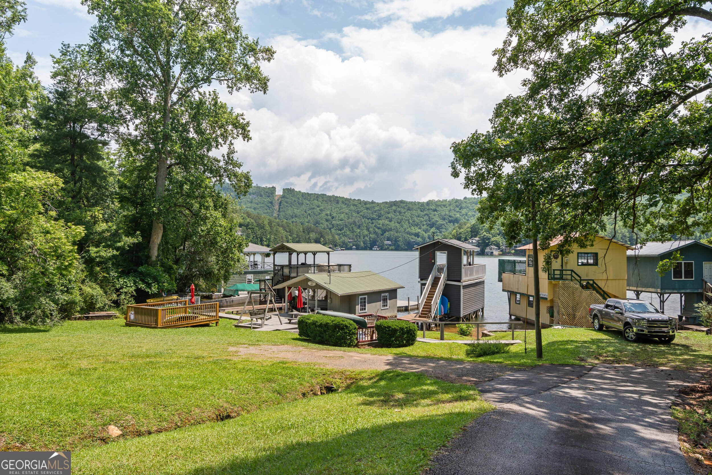 63 + 84 Loudermilk Lane Lakemont GA 30552
