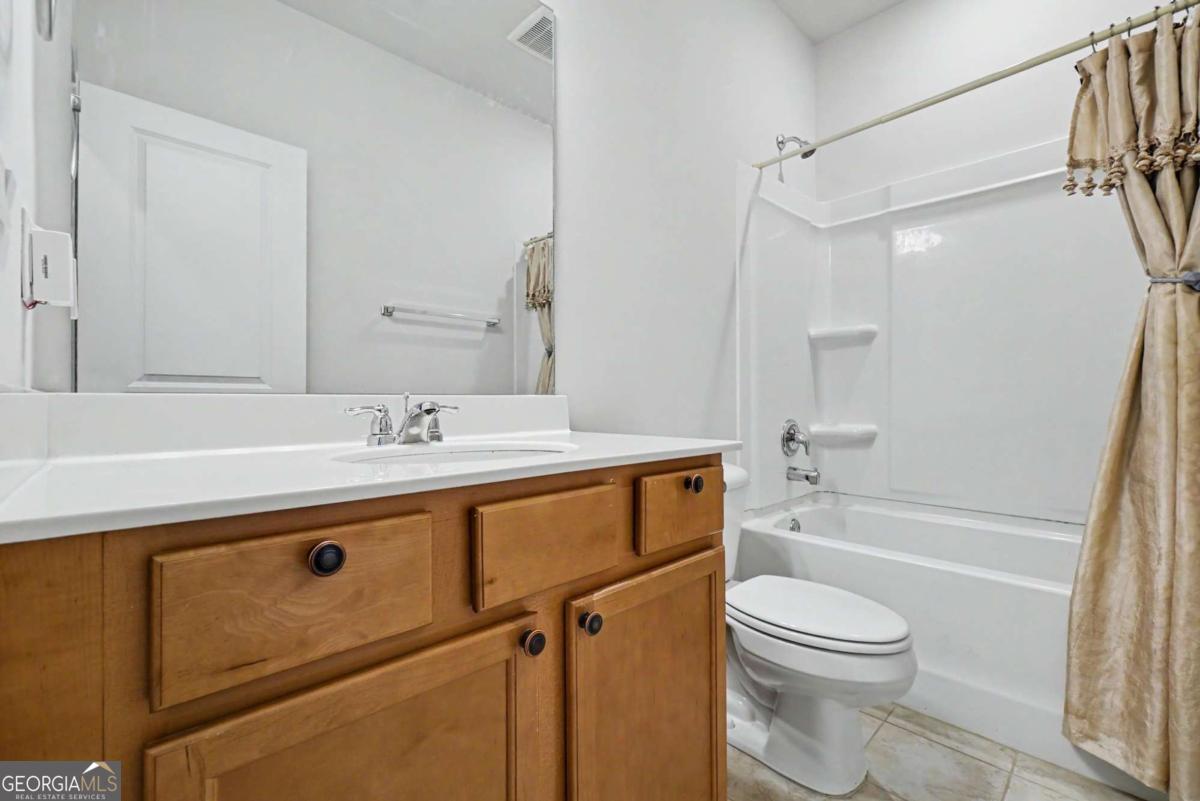 823 Mackay Creek Woodstock GA 30188