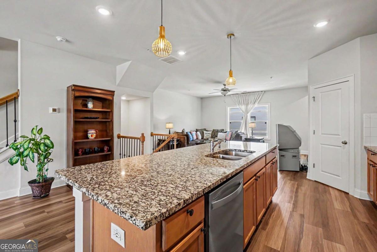 823 Mackay Creek Woodstock GA 30188