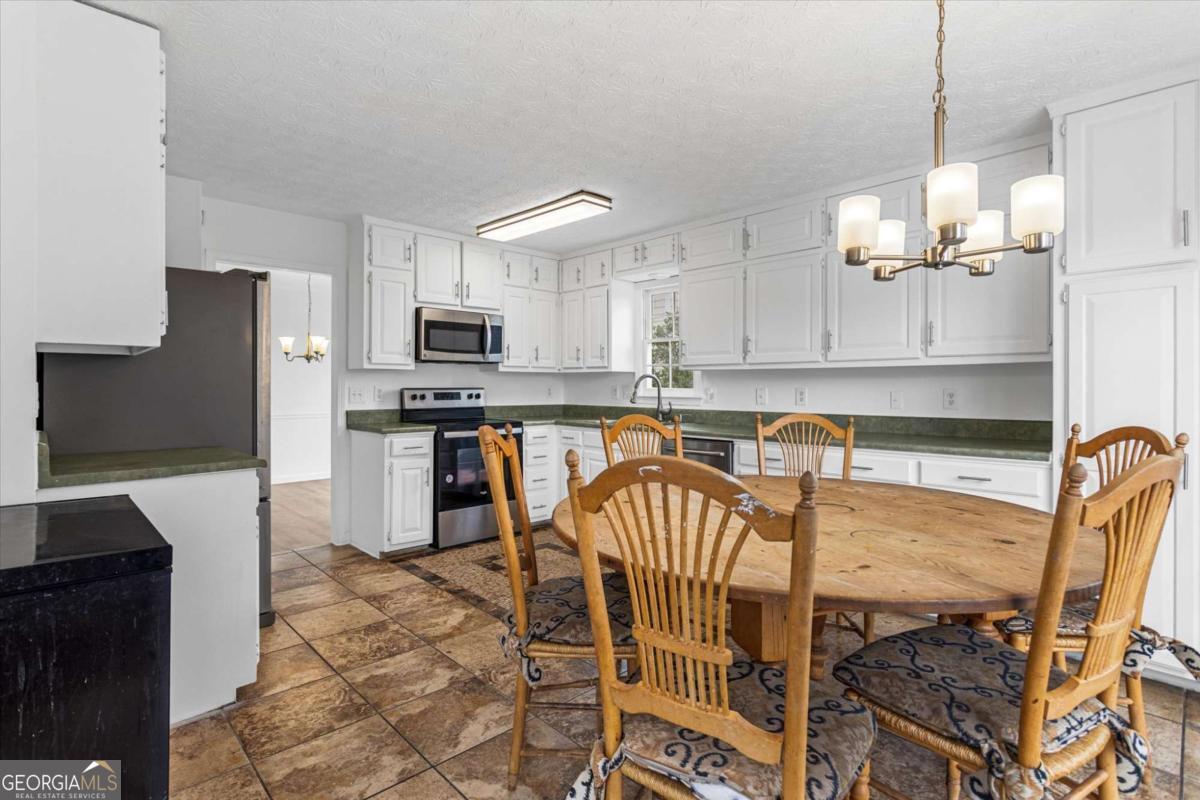 870 Hounds Ridge Court Lawrenceville GA 30043