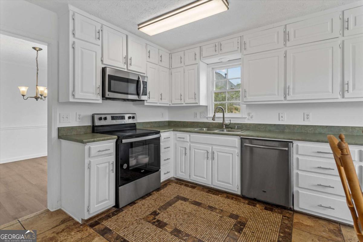 870 Hounds Ridge Court Lawrenceville GA 30043