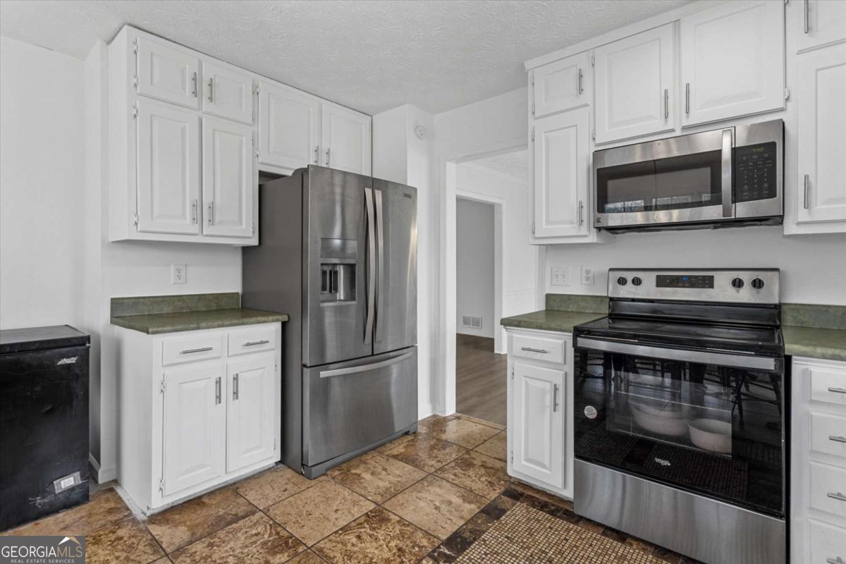 870 Hounds Ridge Court Lawrenceville GA 30043