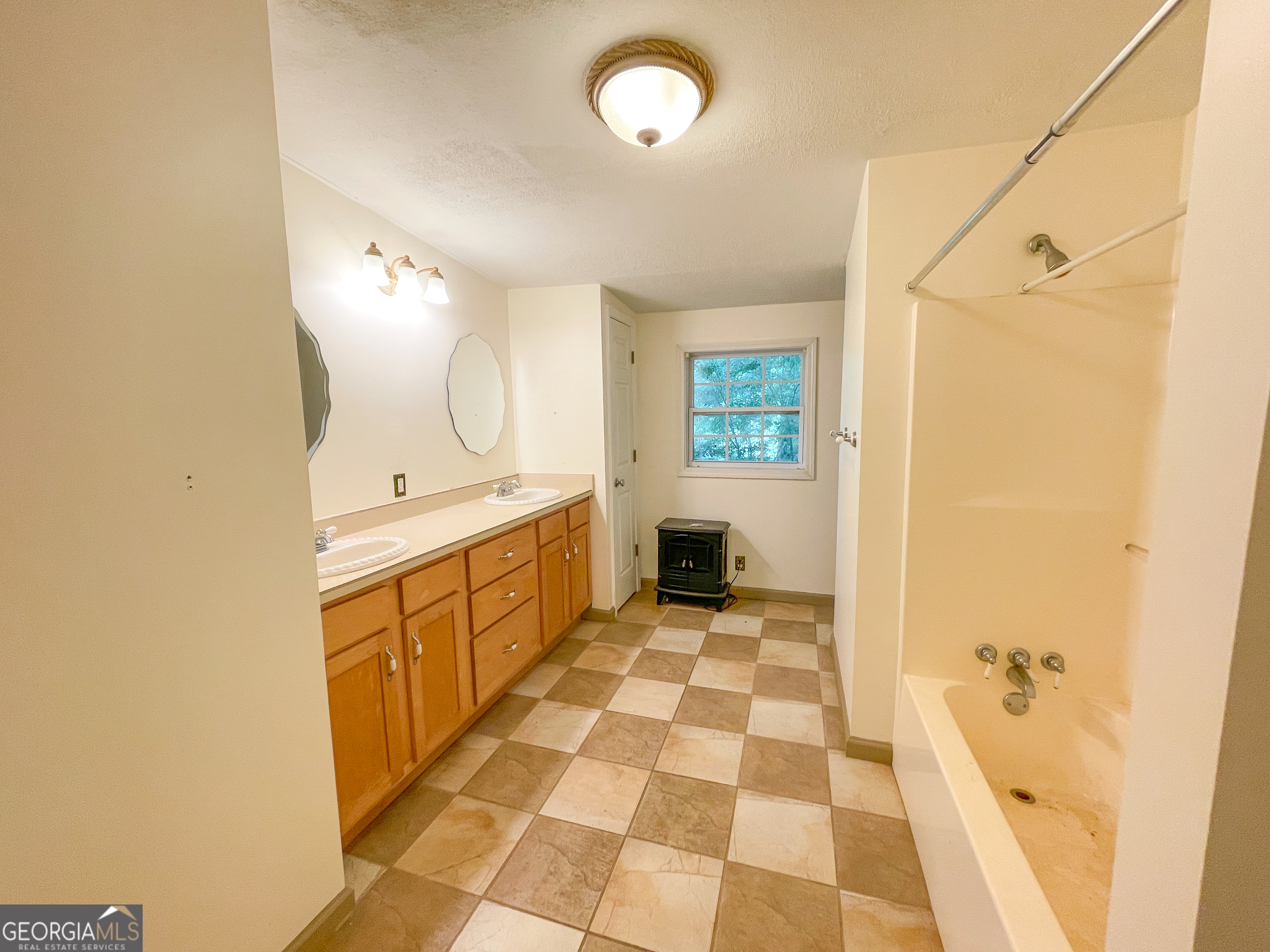 221 Dry Creek Road NW Adairsville GA 30103