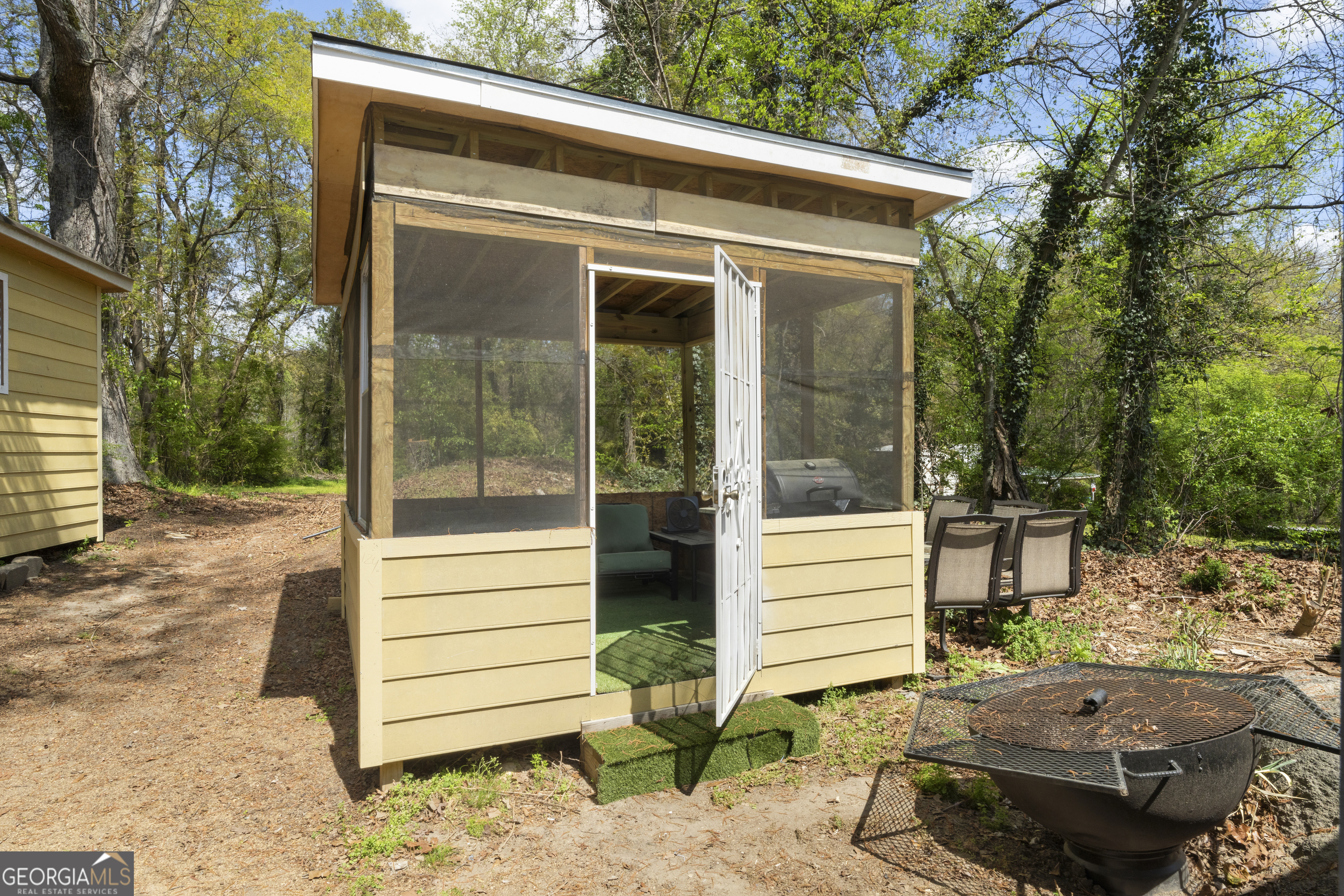 3209 Peachtree Street Lithia Springs GA 30122