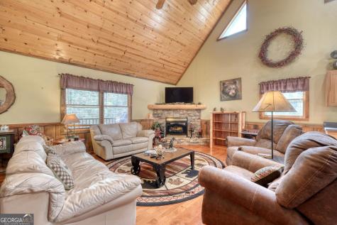 4852 Hf Lyons Hiawassee GA 30546