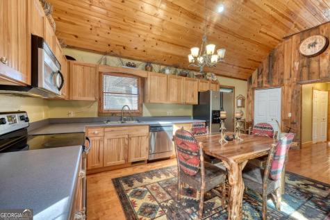 4852 Hf Lyons Hiawassee GA 30546