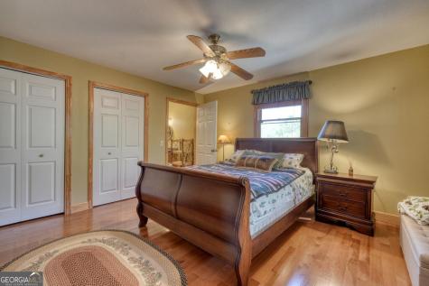 4852 Hf Lyons Hiawassee GA 30546