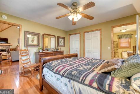 4852 Hf Lyons Hiawassee GA 30546