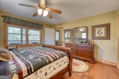 4852 Hf Lyons Hiawassee GA 30546
