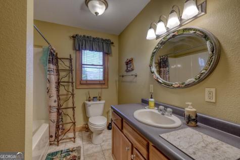 4852 Hf Lyons Hiawassee GA 30546