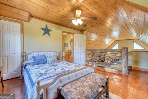 4852 Hf Lyons Hiawassee GA 30546