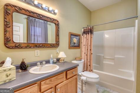 4852 Hf Lyons Hiawassee GA 30546