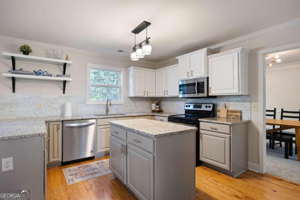 6330 Woodlore Drive NW Acworth GA 30101
