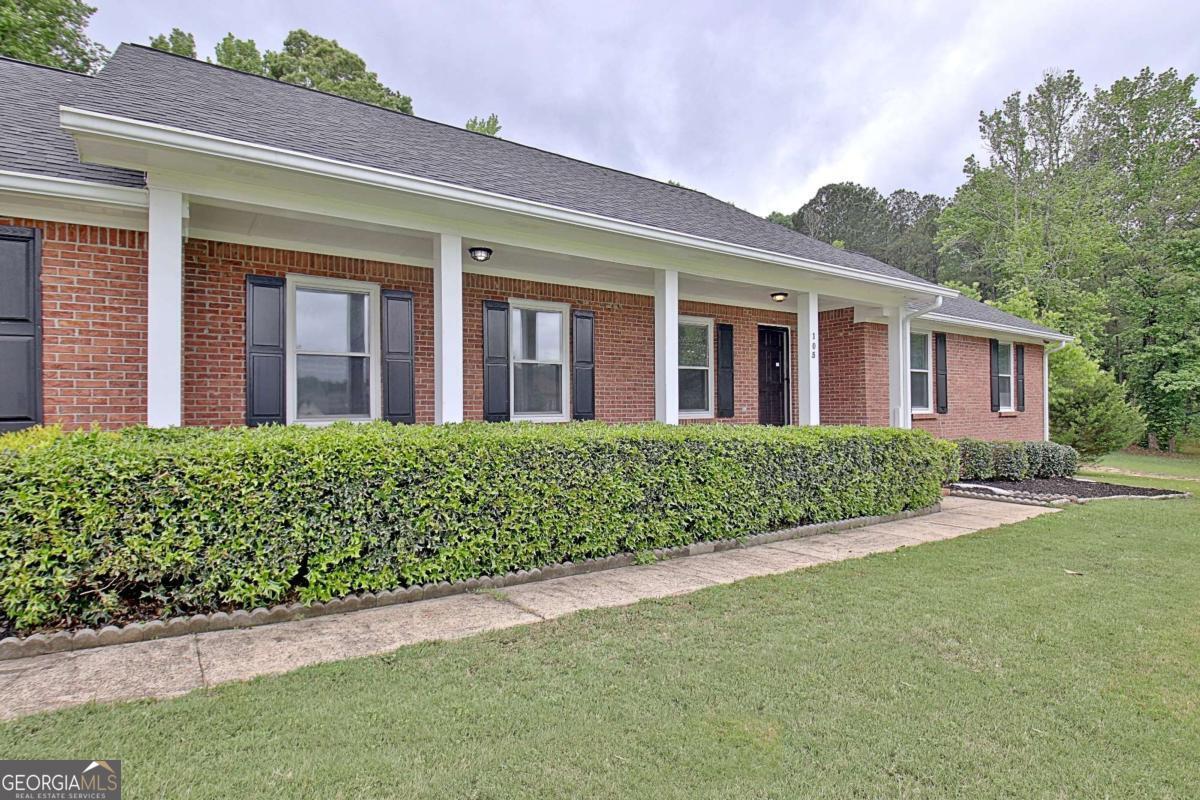 105 Walden Way Fayetteville GA 30214