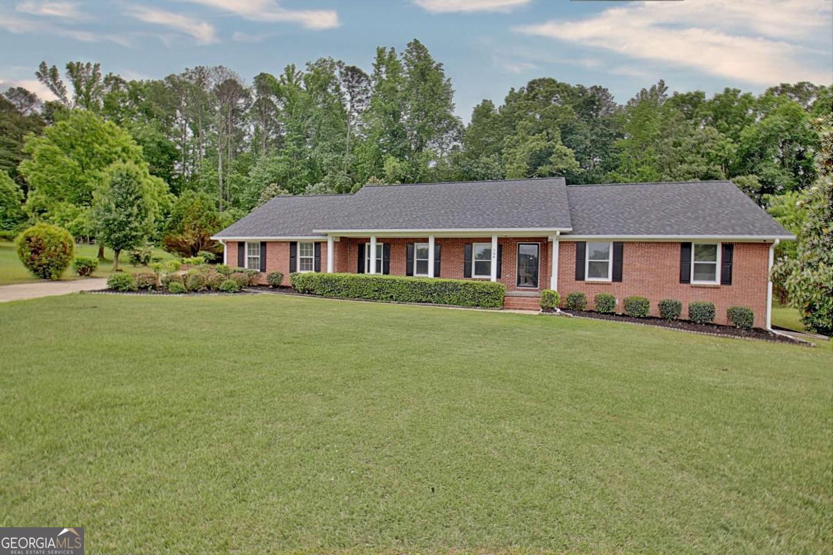 105 Walden Way Fayetteville GA 30214