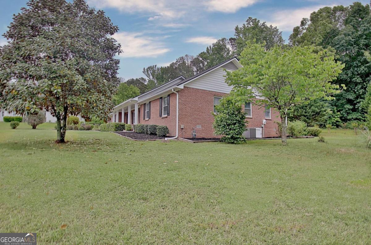 105 Walden Way Fayetteville GA 30214
