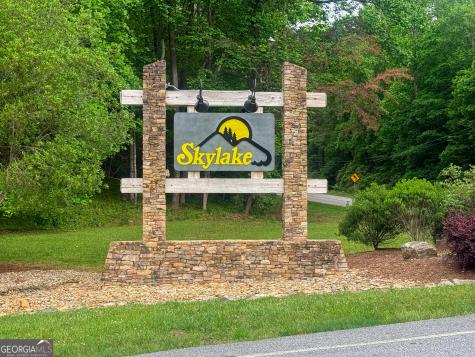 304 Hawks Nest Sautee Nacoochee GA 30571