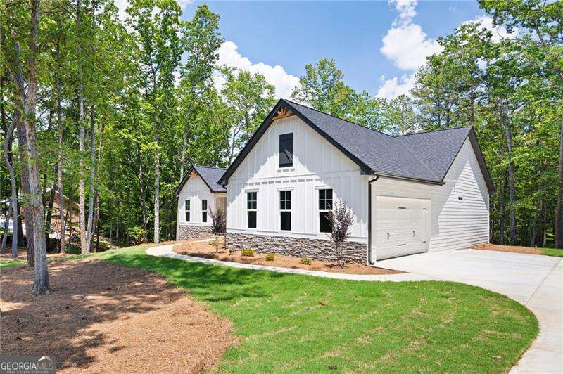 114 Folsom Road NW Adairsville GA 30103