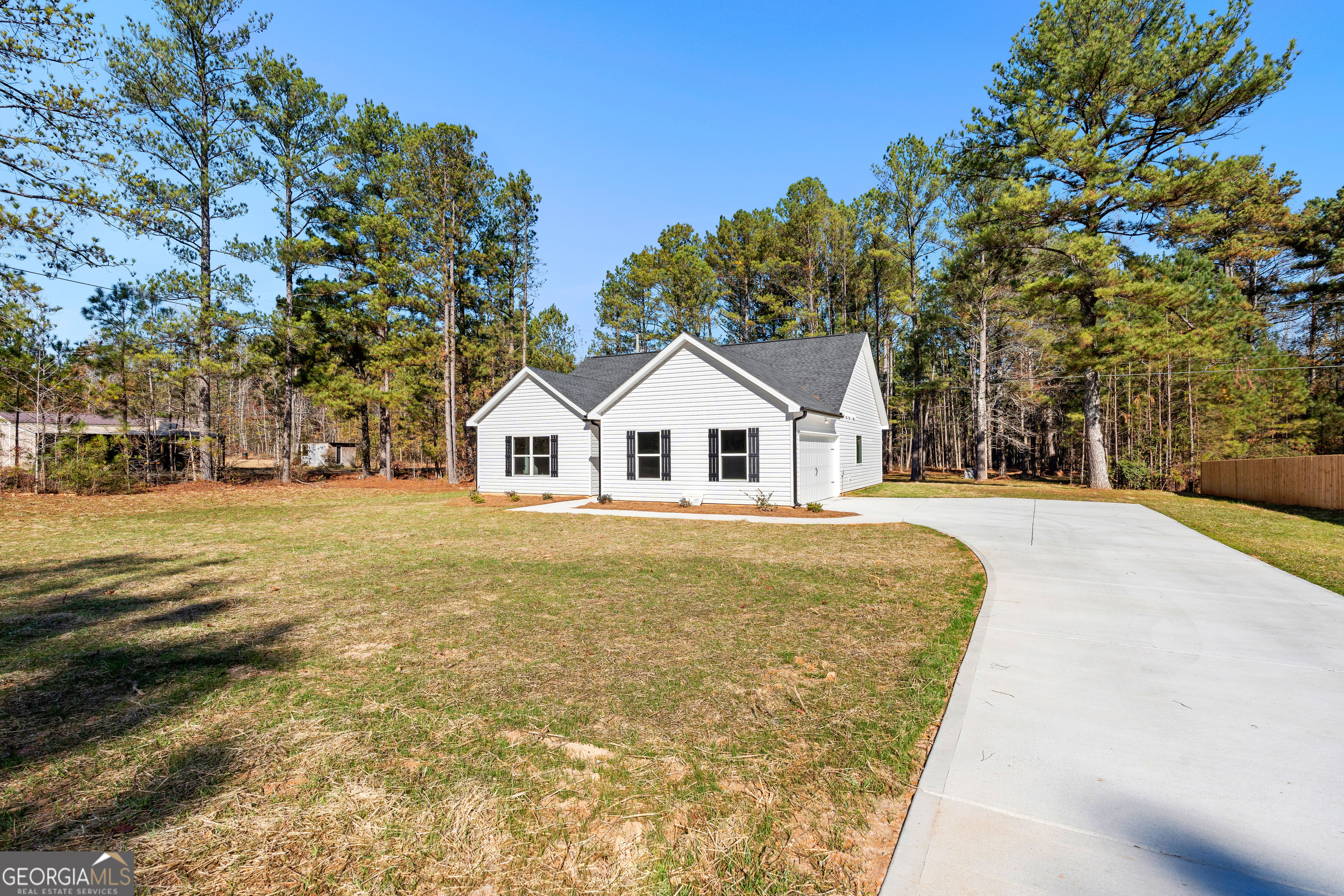 167 Pioneer Trail Hogansville GA 30230