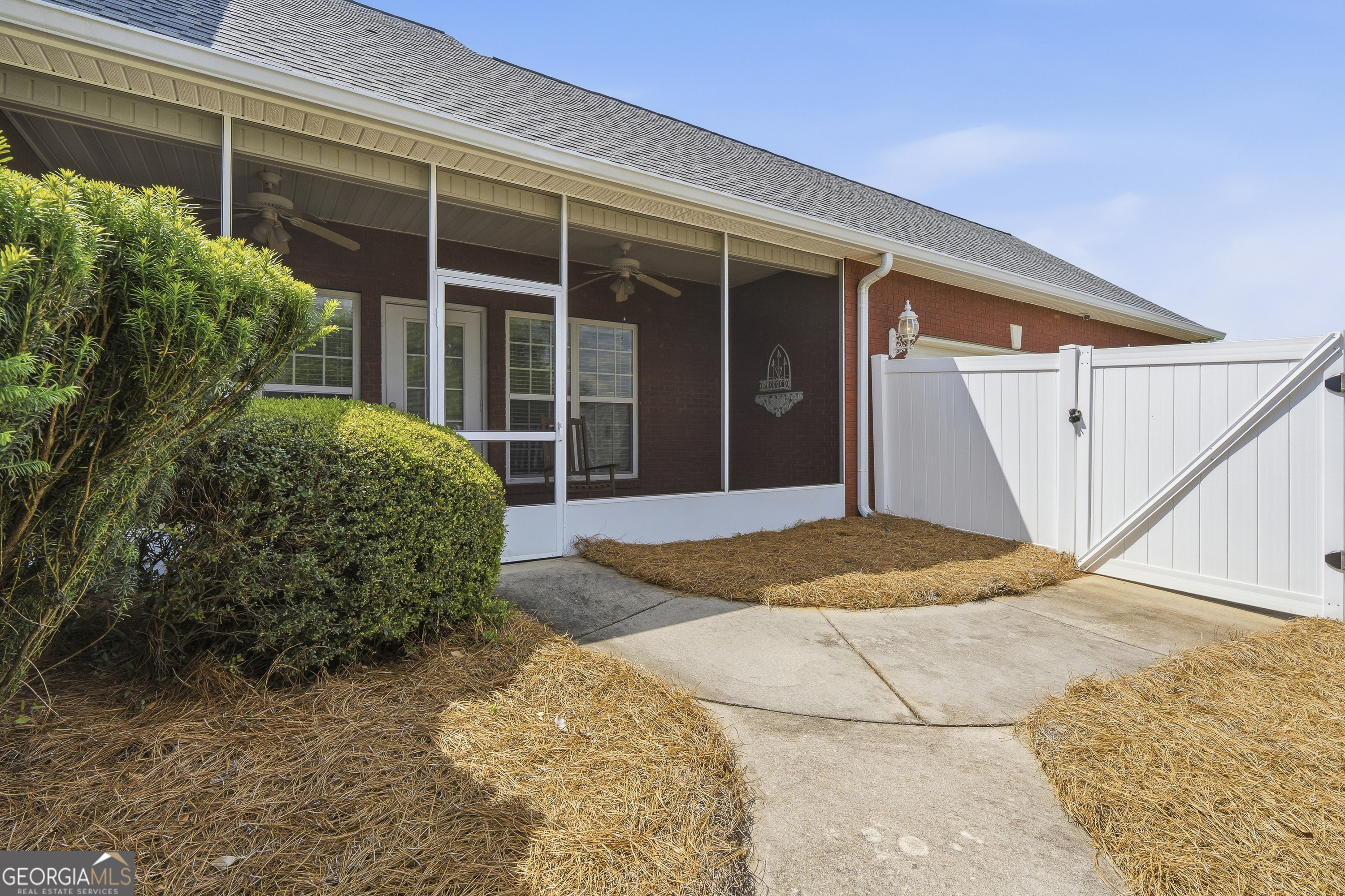 100 Jamestown Court Centerville GA 31028