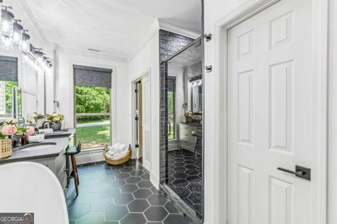 982 Golden Avenue Dahlonega GA 30533