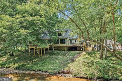 982 Golden Avenue Dahlonega GA 30533