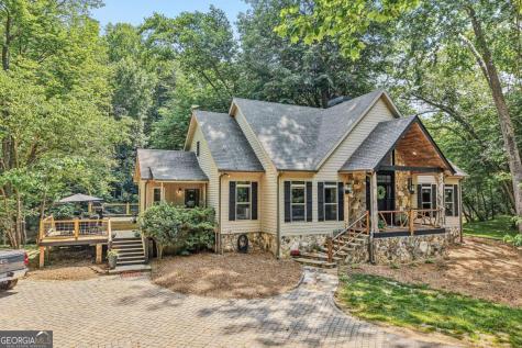 982 Golden Avenue Dahlonega GA 30533