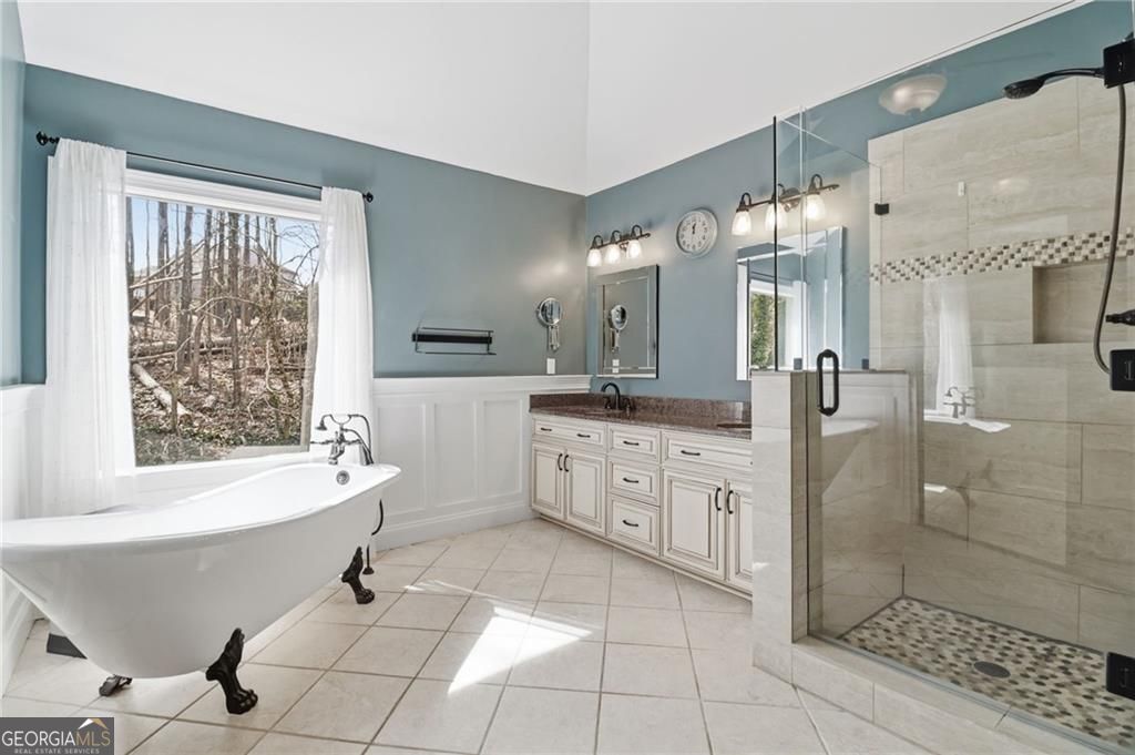3566 Hawfinch Court Roswell GA 30075