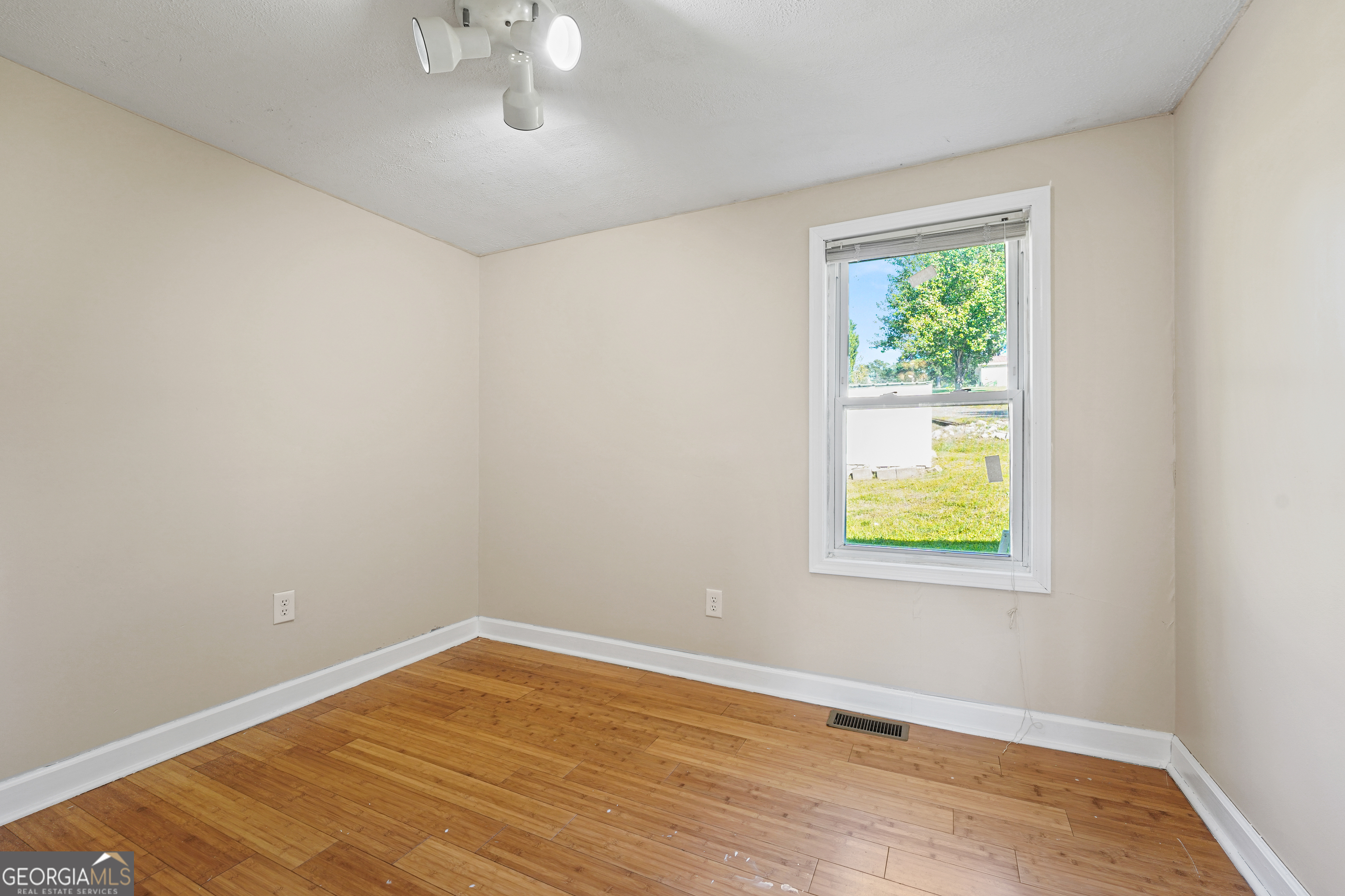 154 Possum Point Drive Eatonton GA 31024