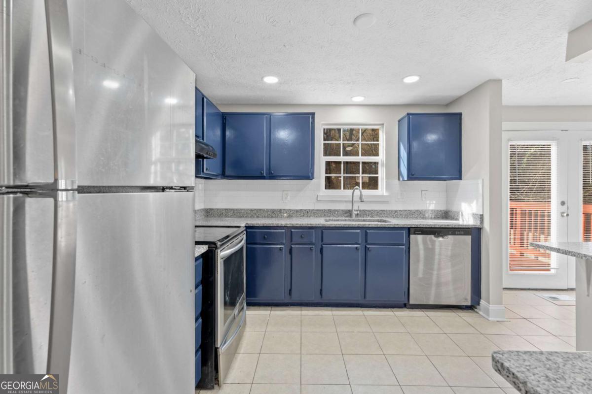5268 Kinsdale Lane Stone Mountain GA 30088