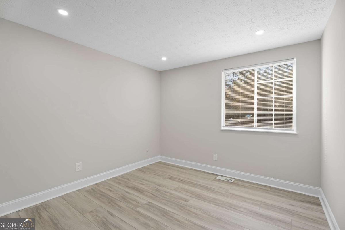5268 Kinsdale Lane Stone Mountain GA 30088