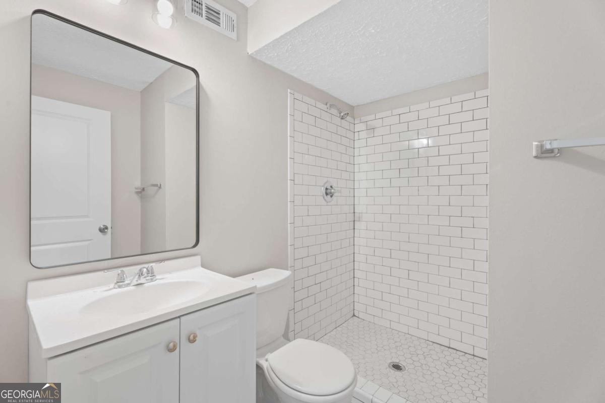 5268 Kinsdale Lane Stone Mountain GA 30088