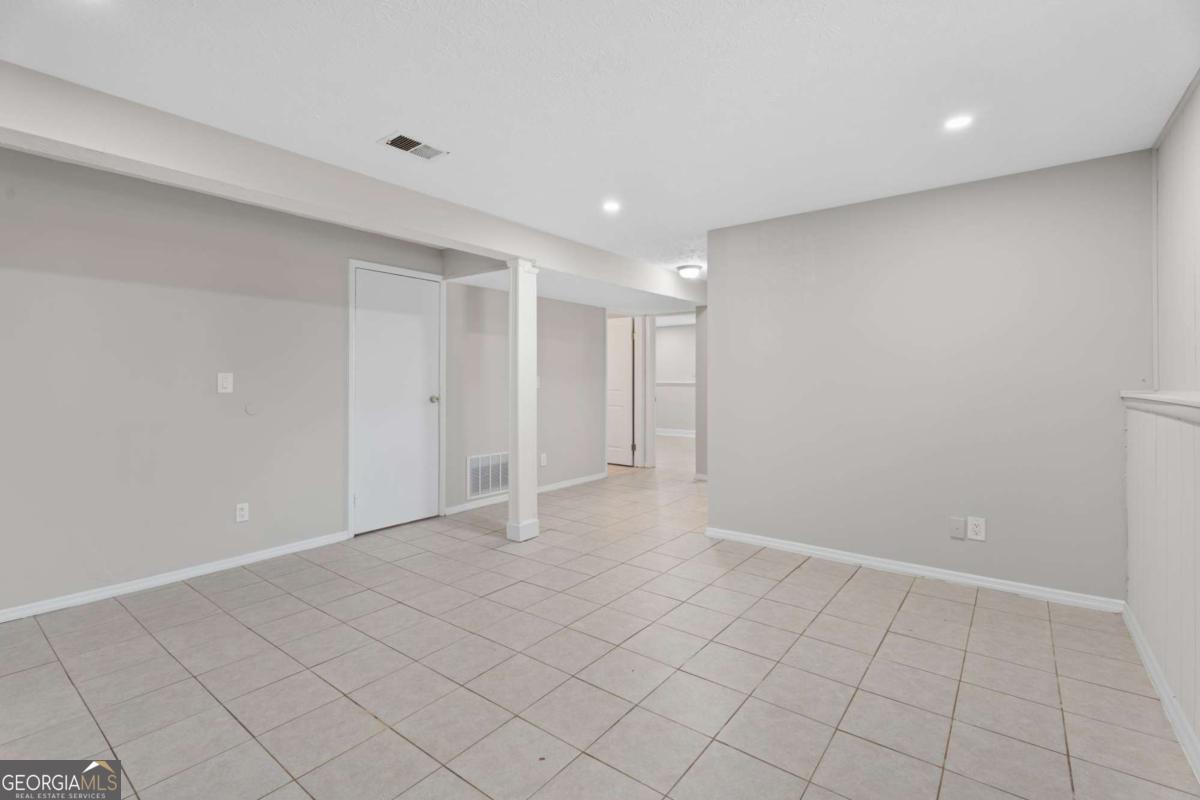 5268 Kinsdale Lane Stone Mountain GA 30088