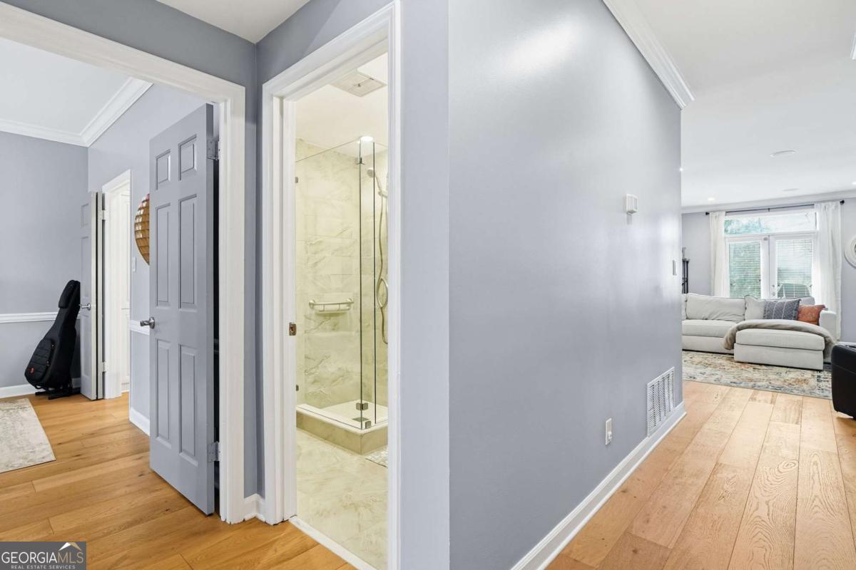 47 Willow Glen Atlanta GA 30342