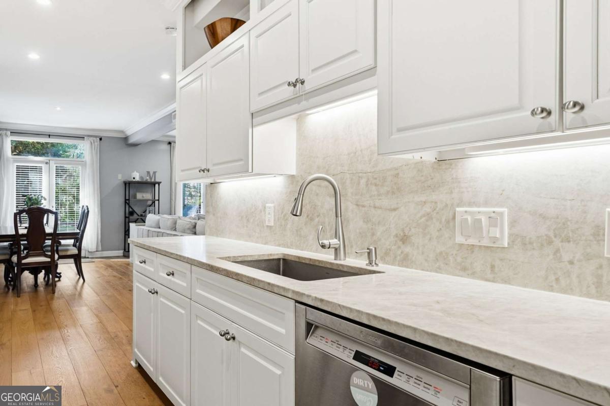 47 Willow Glen Atlanta GA 30342