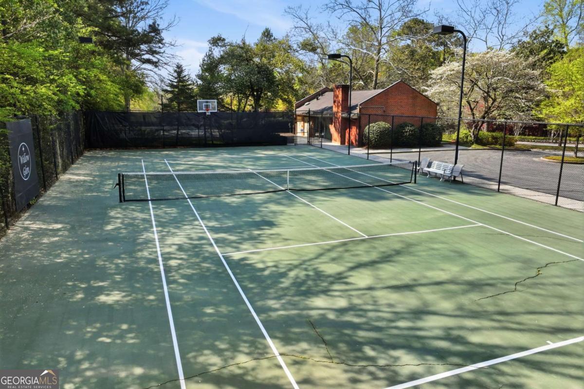 47 Willow Glen Atlanta GA 30342