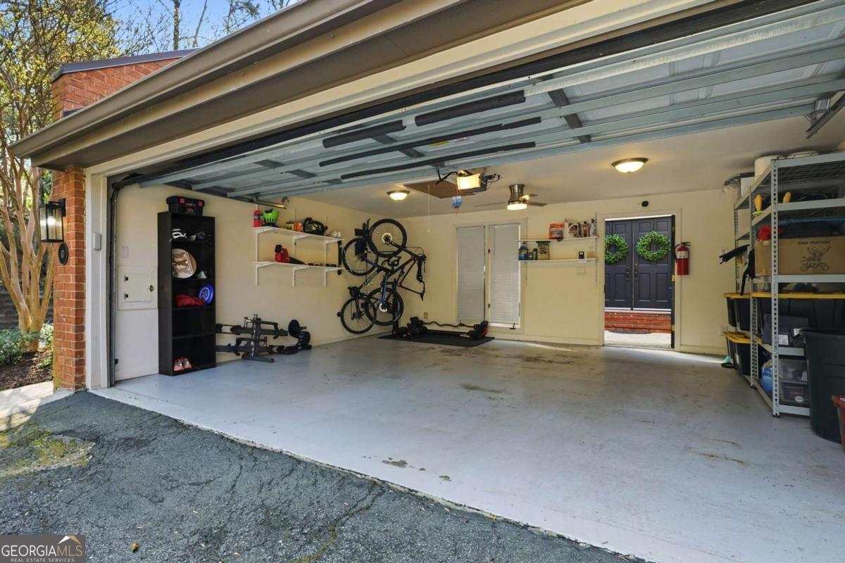 47 Willow Glen Atlanta GA 30342
