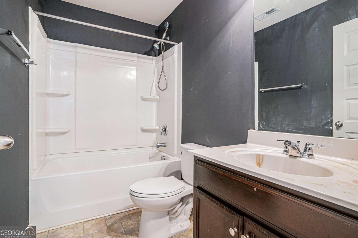 6870 Diamond Drive Rex GA 30273