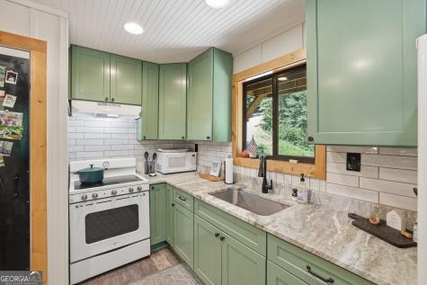 54 Dixon Lane Clayton GA 30525