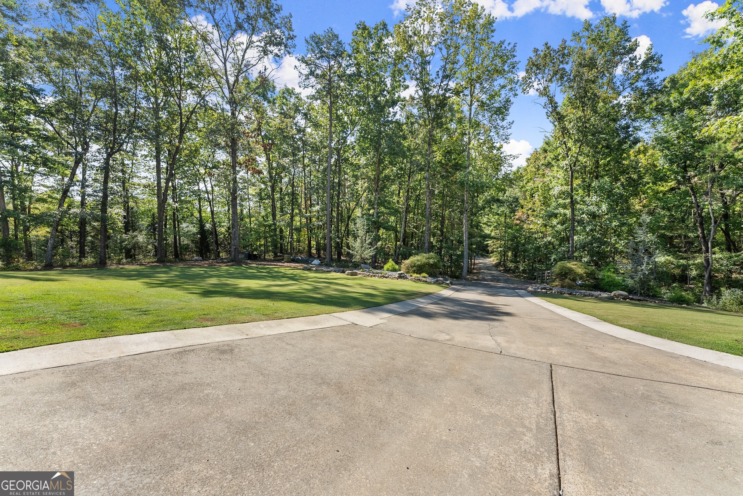255 Reece Road Dawsonville GA 30534