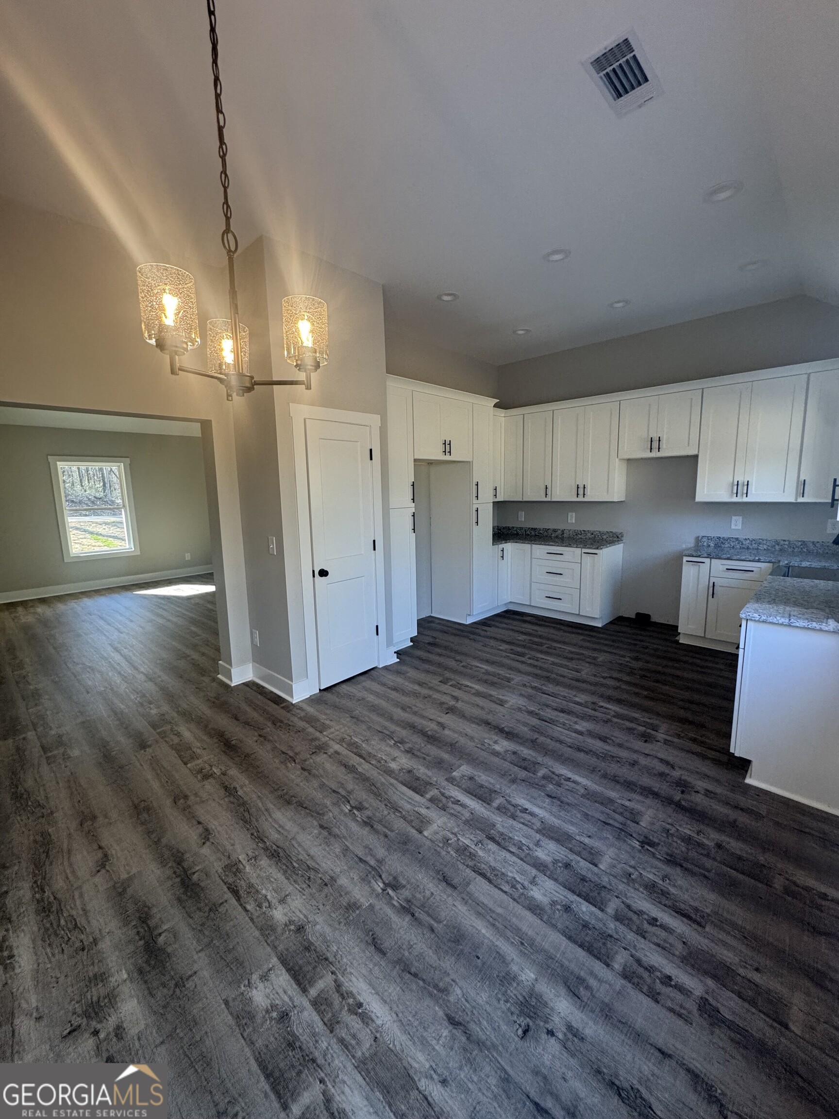656 Highland Avenue Hartwell GA 30643