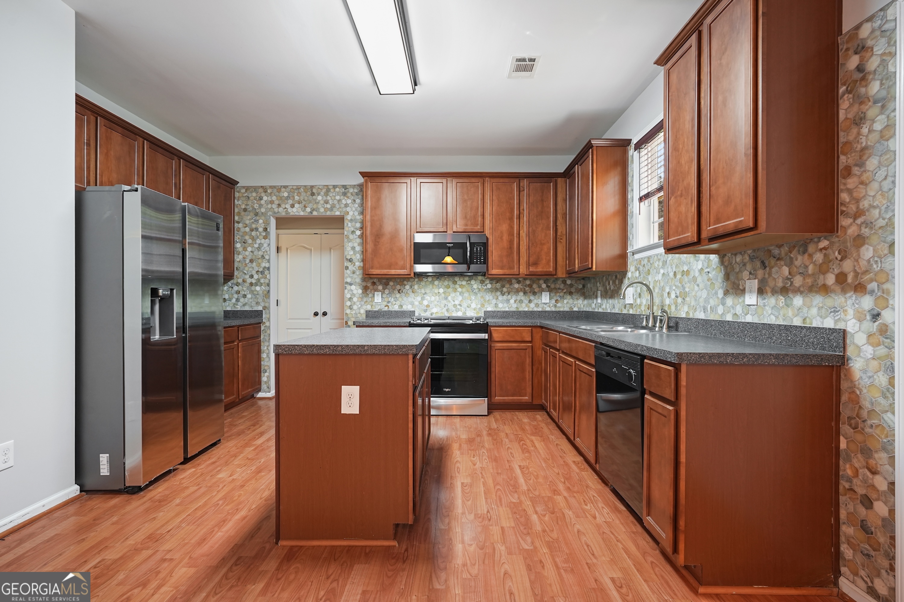 1341 S Gordon Road Austell GA 30168