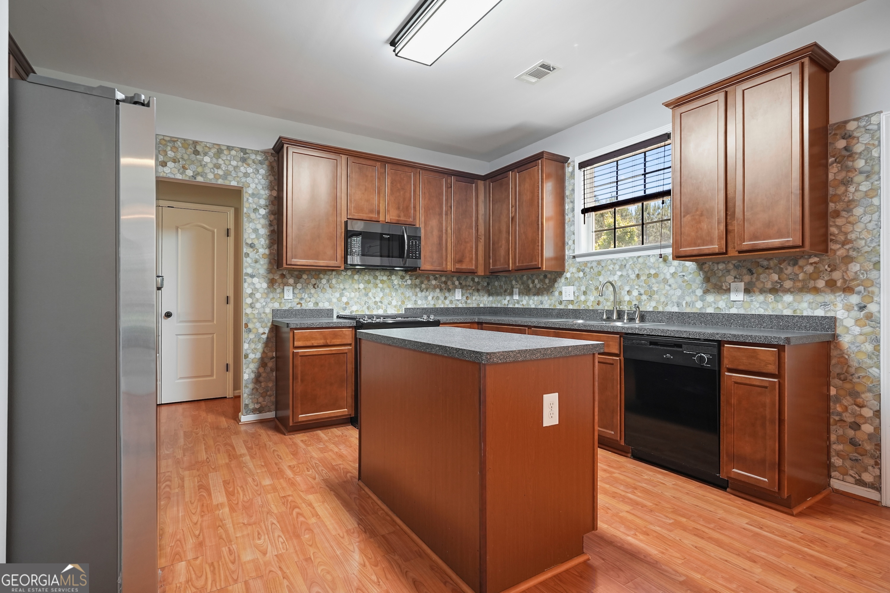 1341 S Gordon Road Austell GA 30168