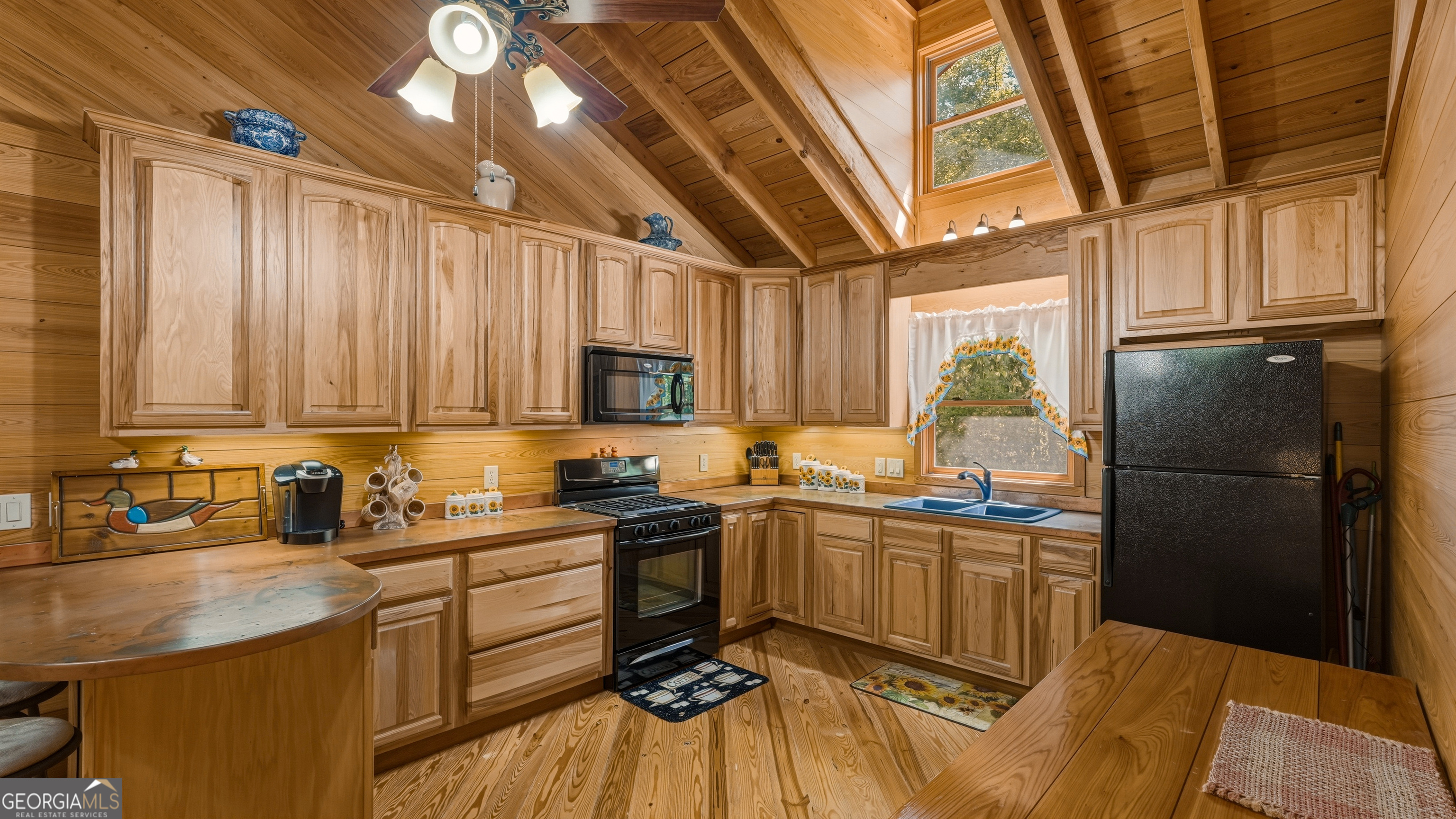 601 Bluff Road N White Oak GA 31568